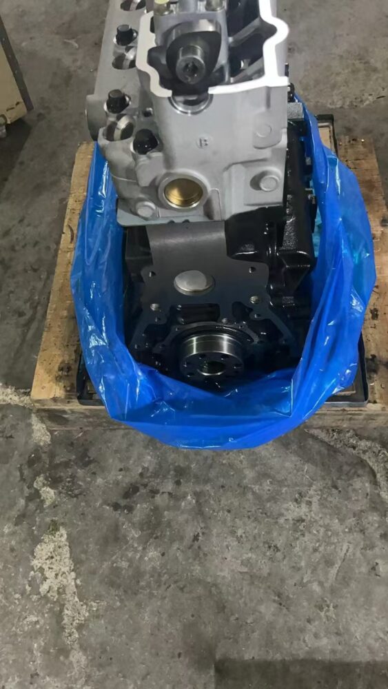 Новый двигатель 4M40 ДВС 4M40 (4M40T)